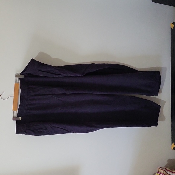 Old Navy Ladies Pants - Picture 1 of 6